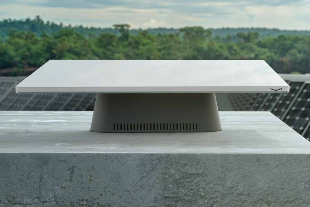 Jeff Bezos sfiderà Elon Musk: quanto costerà l’antenna Ultra di Amazon con internet satellitare negli Stati Uniti